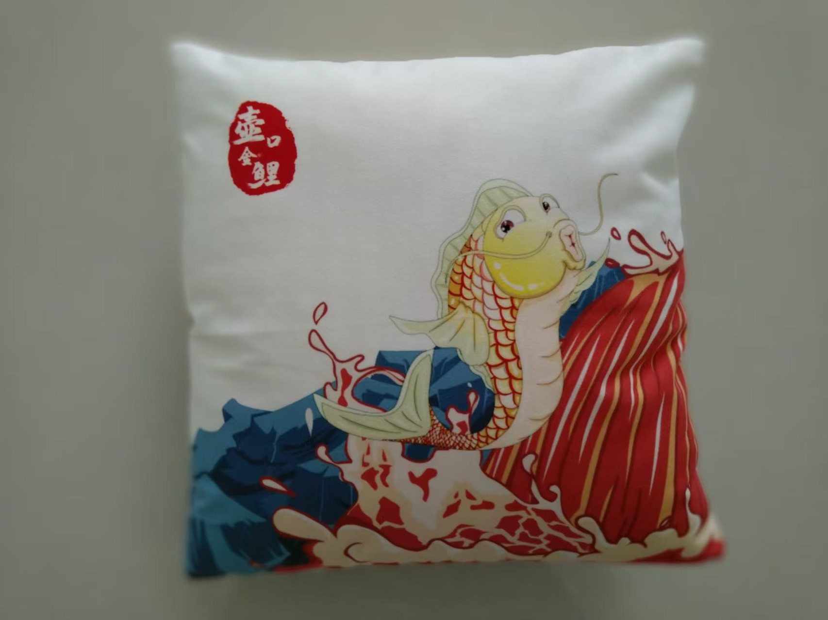 Throw pillow